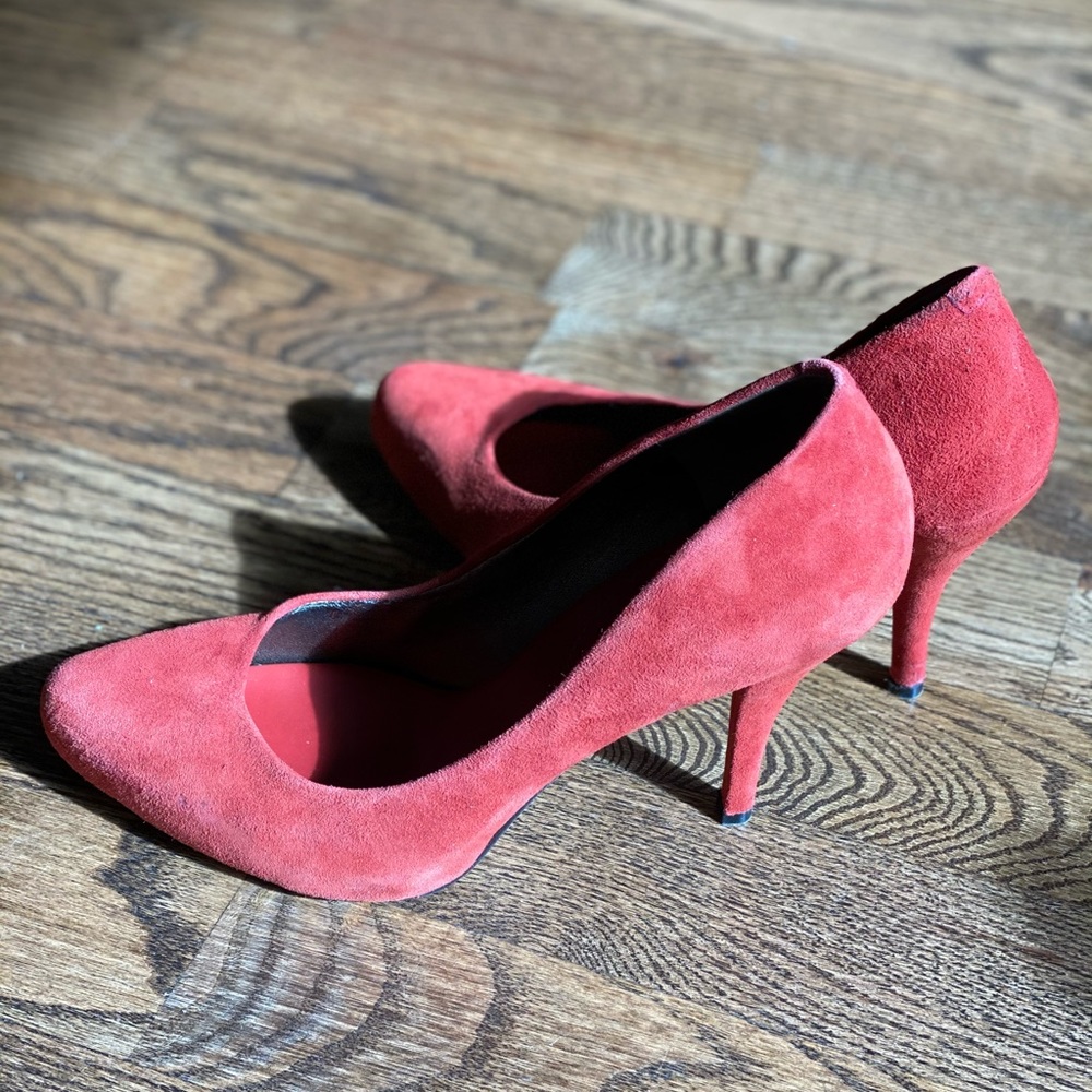 Banana Republic MADMEN Leather Pumps in Rouge